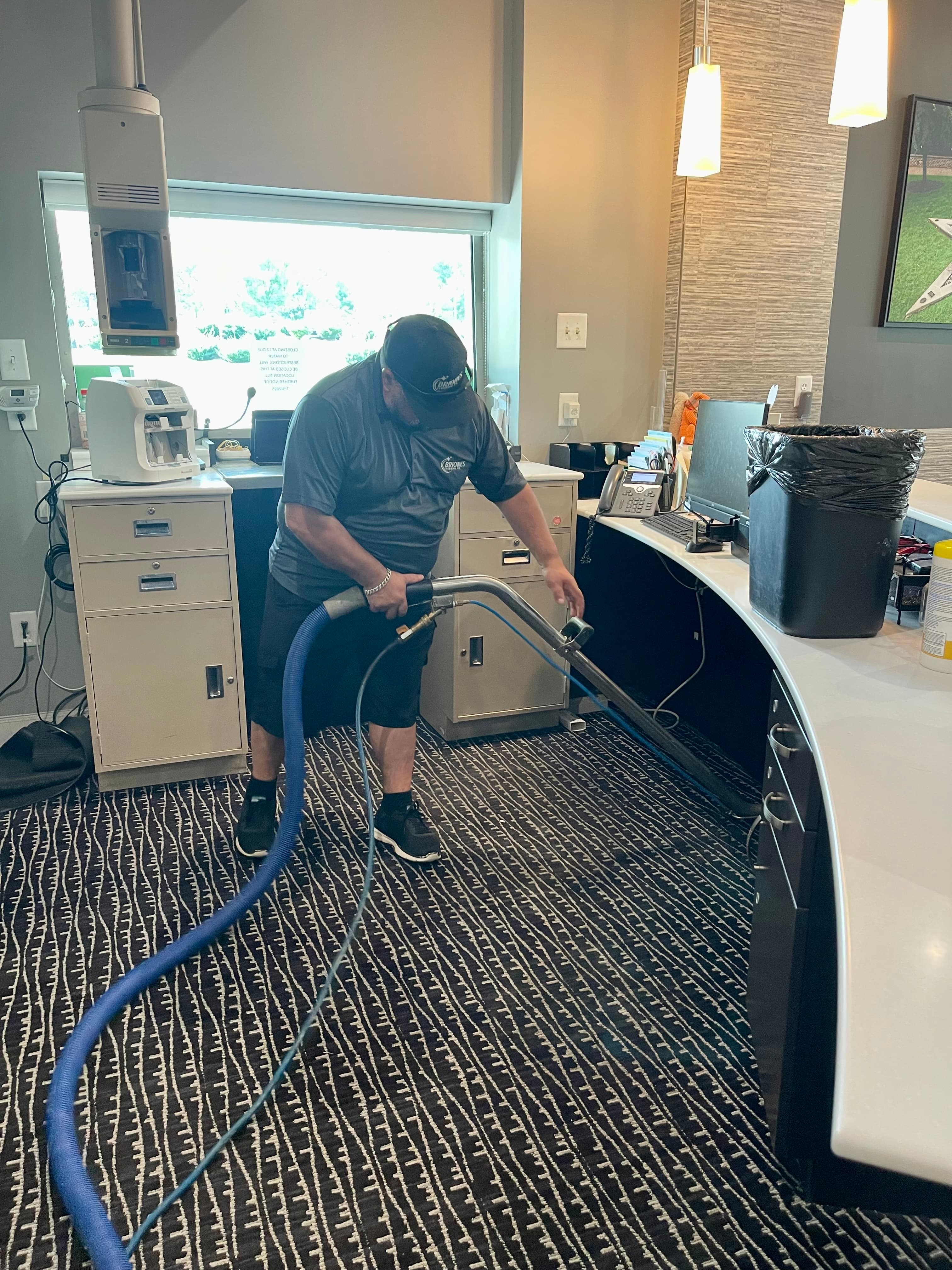 Carpet cleaning service in action